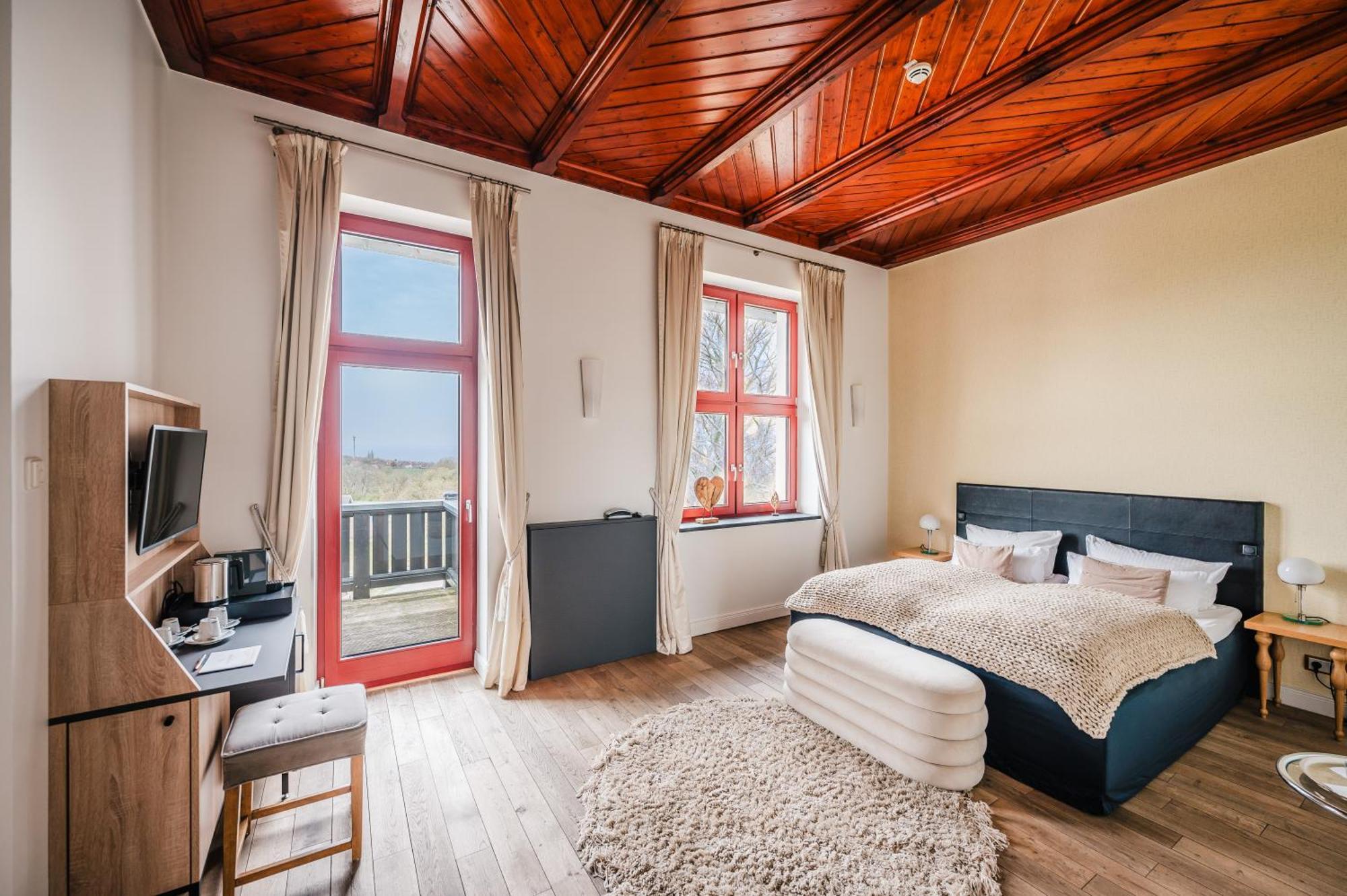 Romantik Hotel Schloss Ranzow レーメ エクステリア 写真